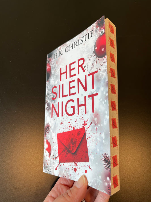Her Silent Night, A Martina Monroe Christmas Thriller - Special Edition Sprayed Edges