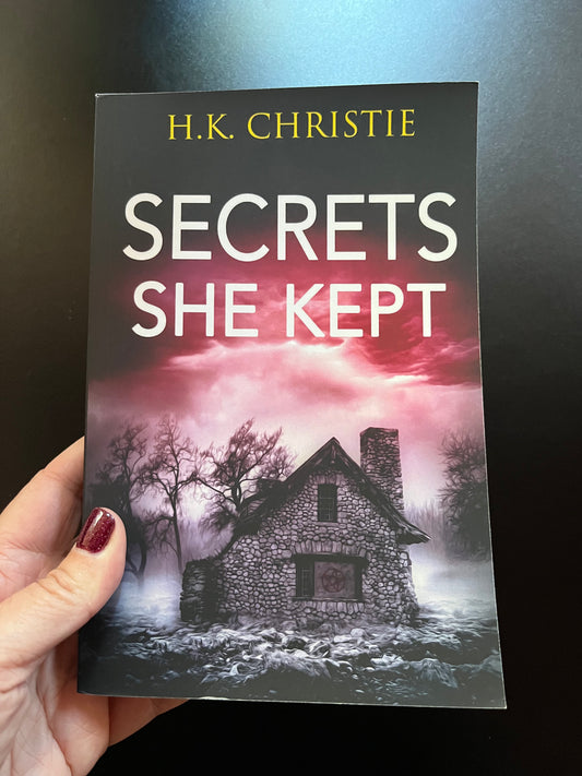 Secrets She Kept, Martina Monroe Book 5, Paperback